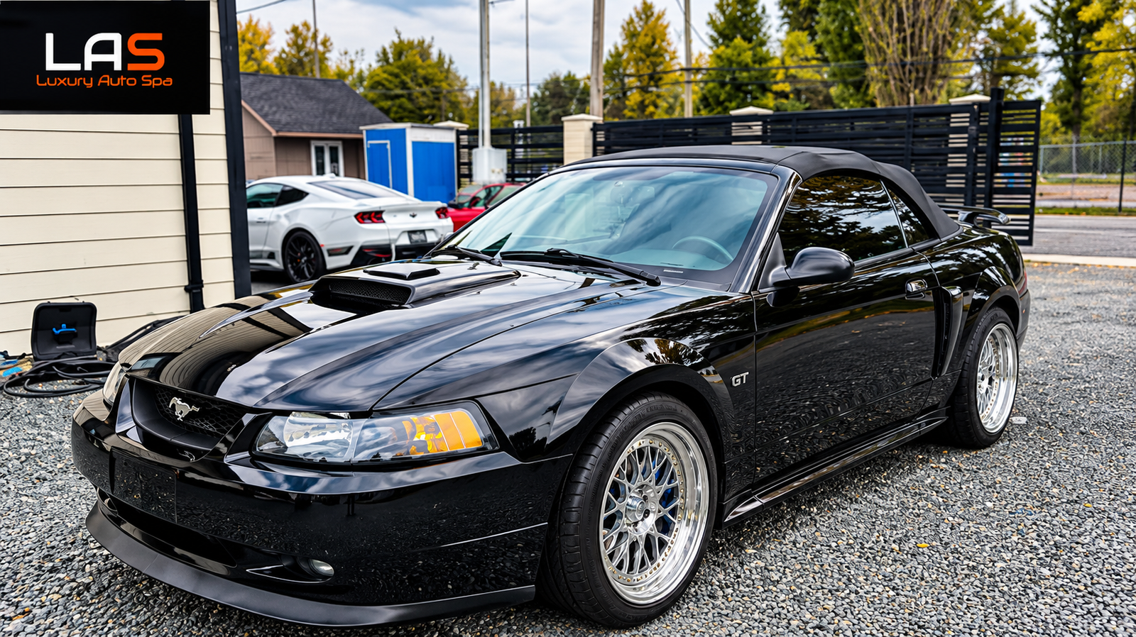 Ceramic Tint vs Regular Window Tint: What’s the Difference?